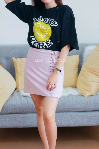 Áo thun hình mặt cười-Đen