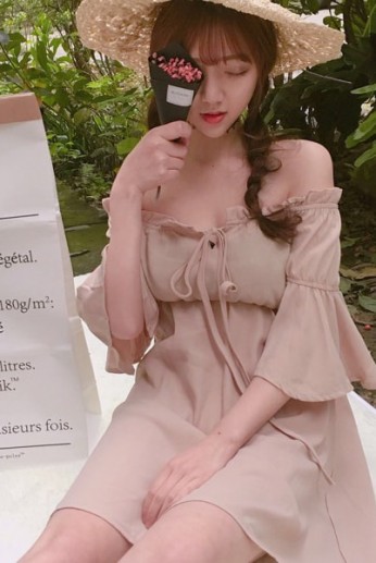 jum trễ vai màu kaki