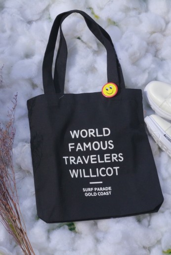 Túi vải chữ World-Đen